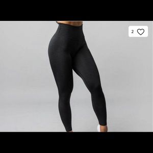 Alphalete Halo Leggings-Black. Size S.